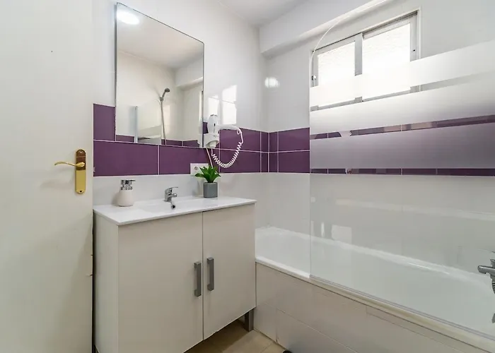 Luxury Terrace And Beachfront Views By Turivida *