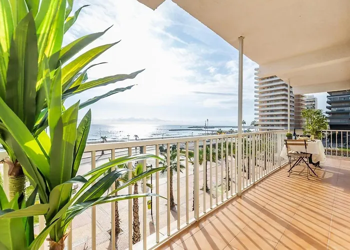 Luxury Terrace And Beachfront Views By Turivida Apartment *